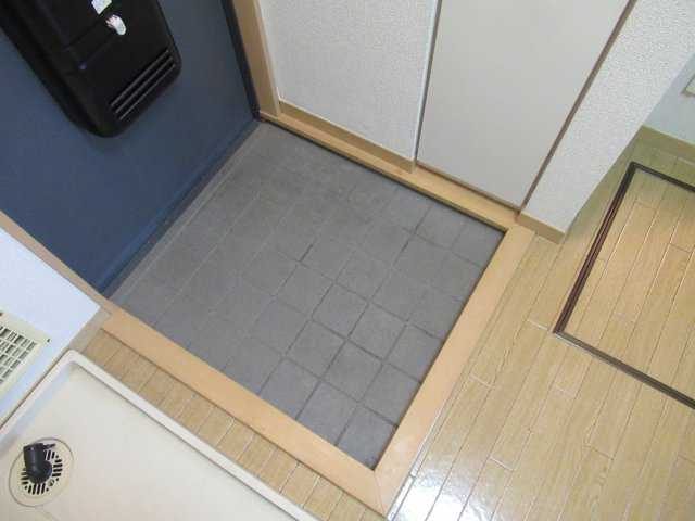 プライム・Nの玄関