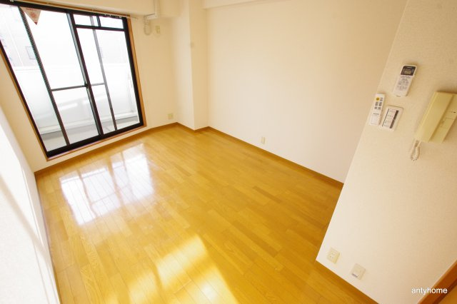 DO-Z　仲介手数料無料の居間・リビング