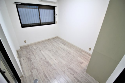 【洋室】 | レジデンス小若江