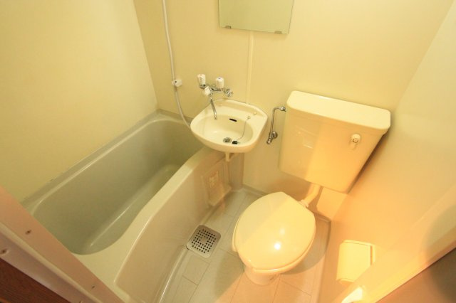 宝持ホワイトハイツ( 近畿大学 一人暮らし )の浴室