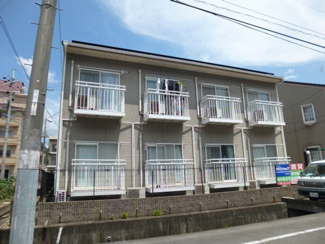 倉敷市松島のアパートの外観