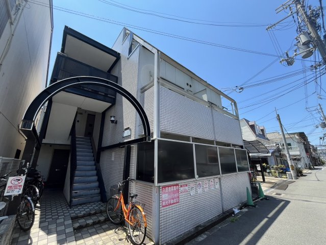 ヴィラージュ近大前 ( 近畿大学 一人暮らし )のエントランス