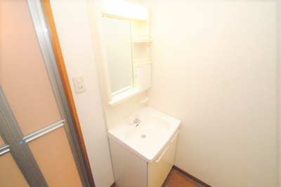 【独立洗面台】 | サンセットヒルズ | 独立洗面化粧台が付いています