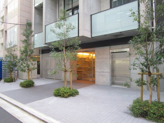 【エントランス】