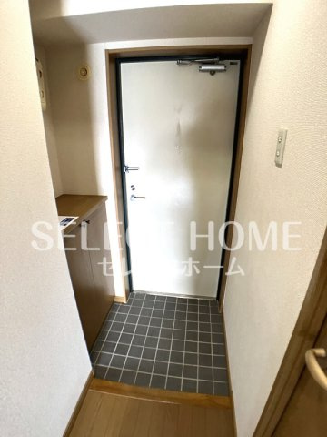 【玄関】 | グランデュール | 同型タイプゆったりとした玄関です