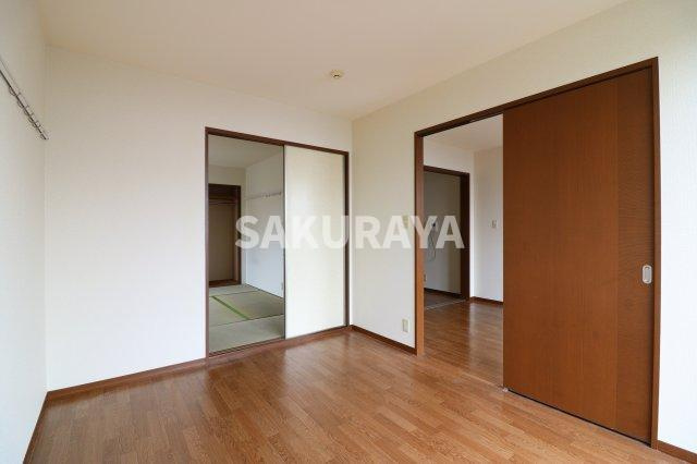 ウィンドフィルの洋室|現況と異なる場合がございます。