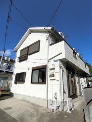 【外観】 | ドエルCHIDA | ファミリーさんにおすすめ♪人気のテラスハウス♪「柿生」駅にアクセス可能な最寄りバス停まで徒歩1分です♪