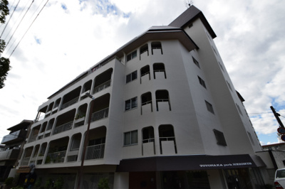 【外観】 | 【デザインリノベーション！おしゃれな室内です♪】豊中パークハイツ | こちらの物件は、いつでも内覧が可能です。お客さまのご都合良い日程を、お気軽にお問合せくださいませ。