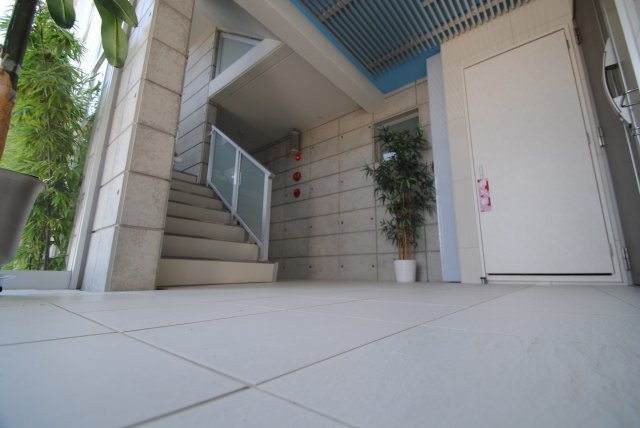 ステラオブレオ　のエントランス