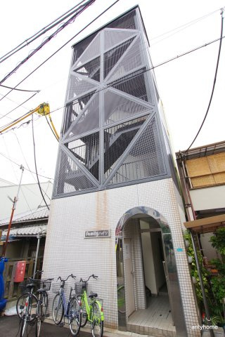 ファミリーハイツ　仲介手数料無料の外観