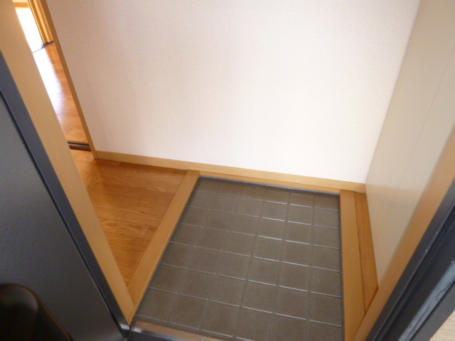 サニープレインＣの玄関