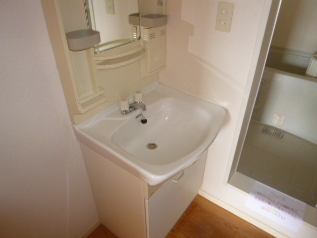 サニープレインＣの洗面所