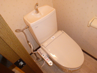 【トイレ】 | パストラーレ | シャワー付きトイレ