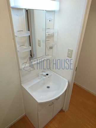 ハピネス松ヶ丘の独立洗面台