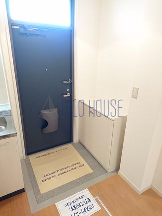 ハピネス松ヶ丘の玄関