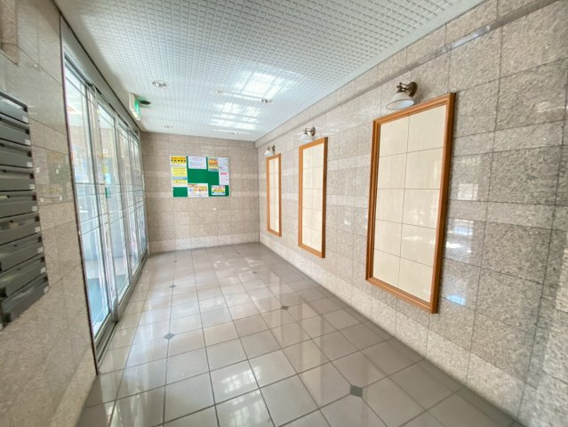 サンシャイン新家宮嶋( 近畿大学 一人暮らし )のエントランス