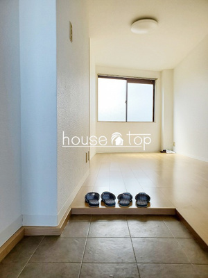 【玄関】 | グローバル武庫川学院前