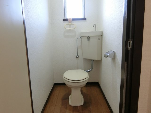 テラスハウス中尾山のトイレ|同物件　イメージ写真（現況優先）