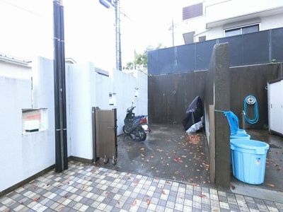 【その他共用部分】 | ライオンズヒルズ日吉 | バイク置場