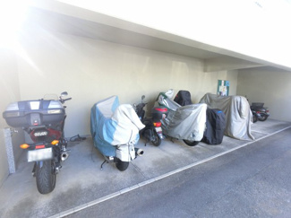 【その他共用部分】 | バイク置場
