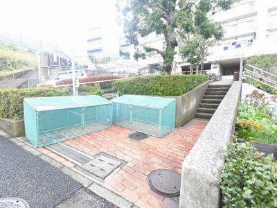【その他共用部分】 | サニーハイツ新横浜 | ゴミ置場