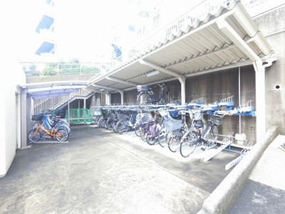 【その他共用部分】 | サニーハイツ新横浜 | 駐輪場