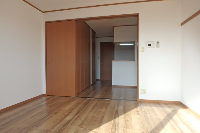 ウェルヴィラ　A棟の寝室