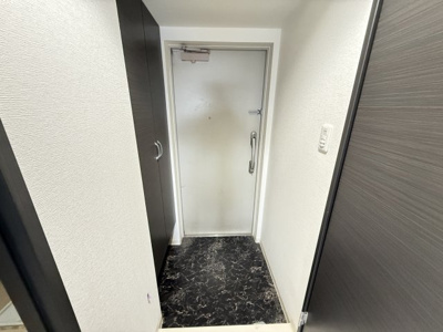 【玄関】 | ラフィーネレジデンス