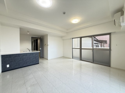 【居間・リビング】 | ラフィーネレジデンス