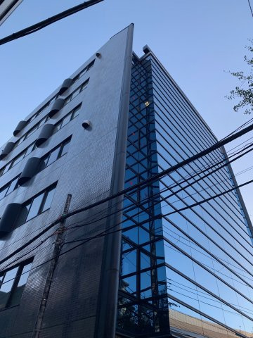 方南町ビルの外観