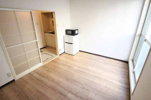 サンホーム( 近畿大学 一人暮らし )の洋室|家電は付きません。