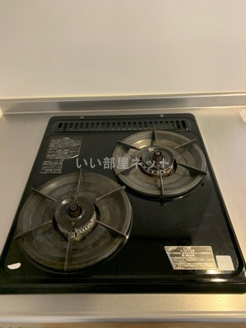 コンフォート・絆のキッチン|2つ口のコンロです。