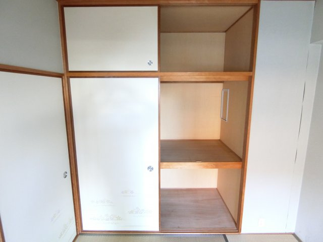 光明池アーバンライフの収納|同物件別部屋イメージ写真