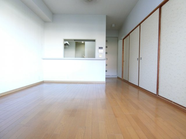 光明池アーバンライフの居間・リビング|同物件別部屋イメージ写真