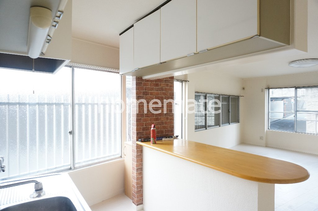 コーポリバーサイドの内装