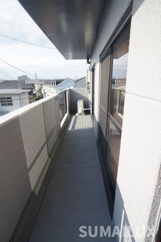 ユニヴァーサルハイツのバルコニー