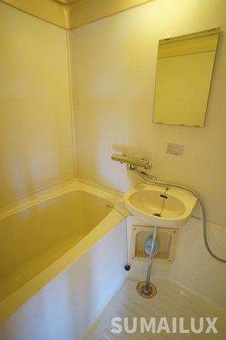 ユニヴァーサルハイツの浴室