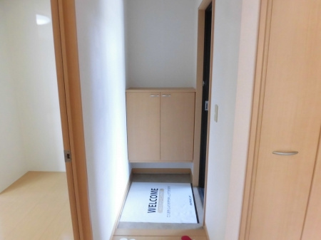 熊本市北区下硯川２丁目のアパートの玄関