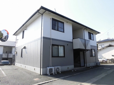 熊本市北区楡木２丁目のアパート