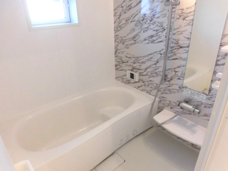 熊本市北区清水本町のアパートの浴室