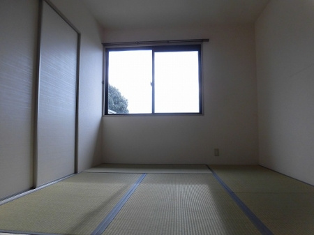 熊本市北区清水新地２丁目のアパートの和室