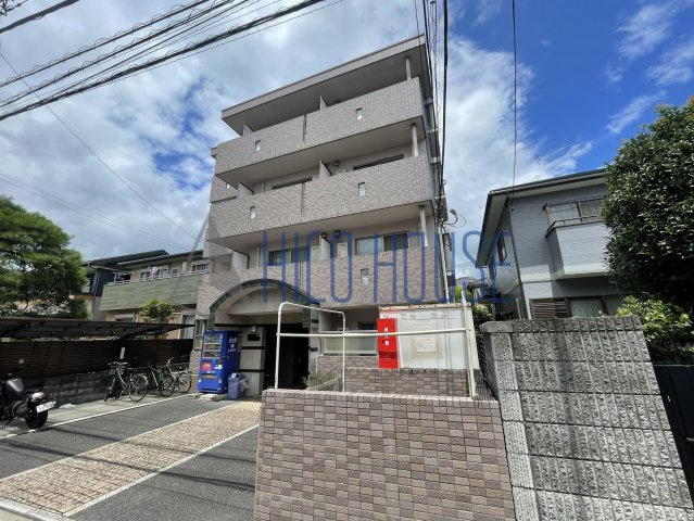 センチュリーコート本川越の外観