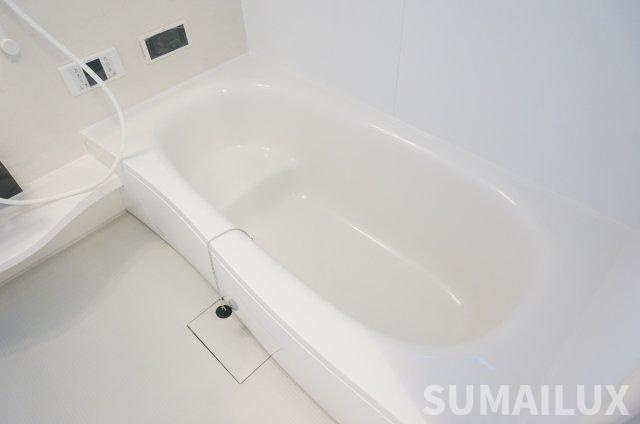 ジュネス涼風の浴室