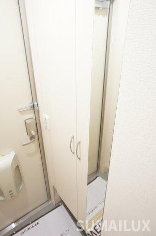 ジュネス涼風の玄関