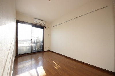 【洋室】 | エスグランデ鴻巣 | ※別部屋参考写真