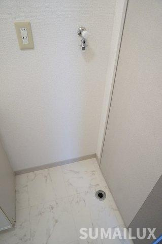 熊本市東区戸島西１丁目のアパートの洗面所