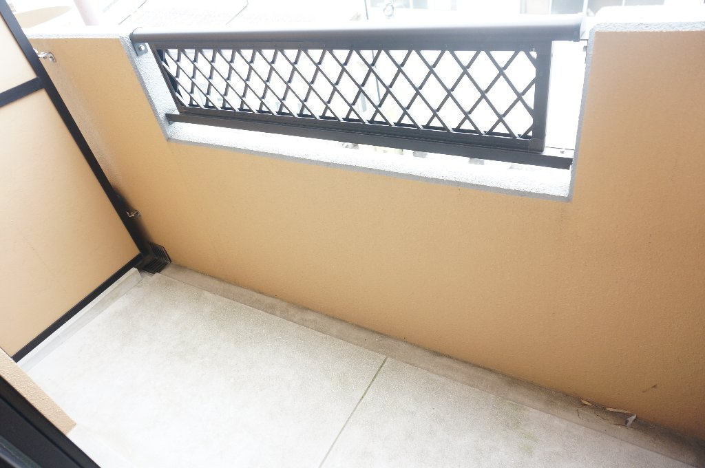 ベルメゾン長嶺のバルコニー