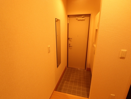 熊本市中央区水前寺５丁目のアパートの玄関
