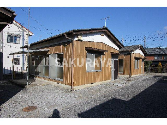 根岸方貸家Aの外観