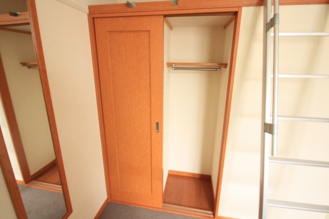 レオパレスサンシャイン田中21の収納